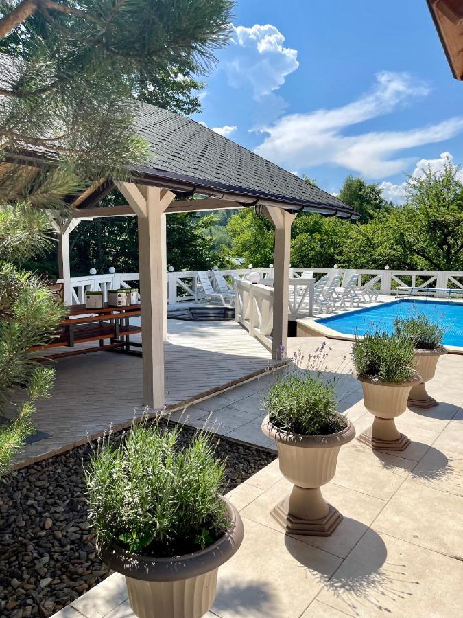 Chalet Mlyn Myhowe Exterior foto